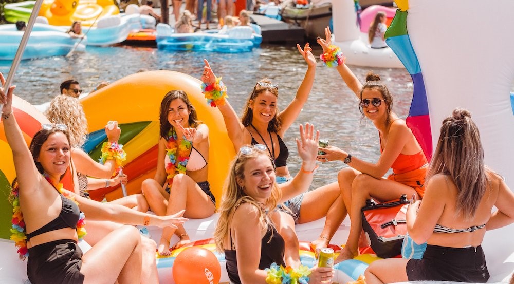 Spetter pieter pater, Lekker in het water